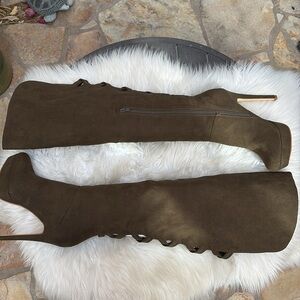 💚OLIVE GREEN OVER THE KNEE BOOTS💚